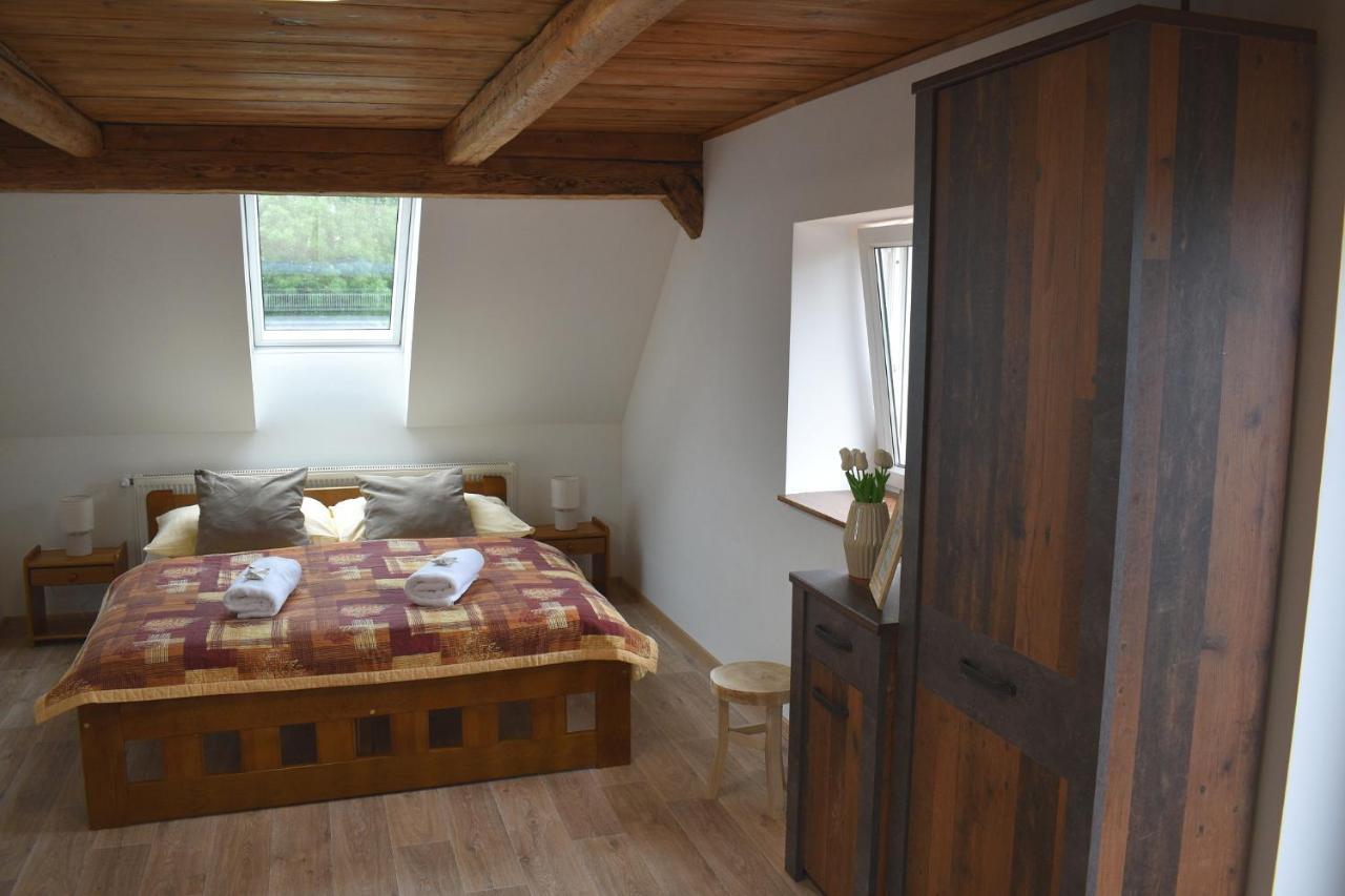 Apartman Ruzak Ruzova Exterior photo